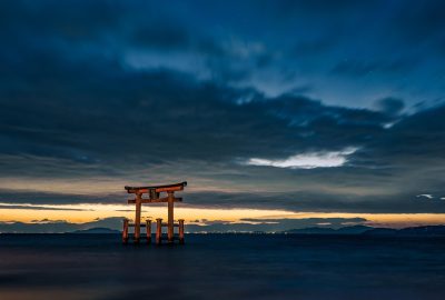 torii-5889982_1280